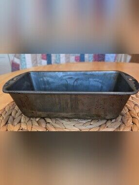 Vintage Bake King Loaf Pan 8x5x2-3/4" Tin Steel NO H11 Well Used Country Rustic